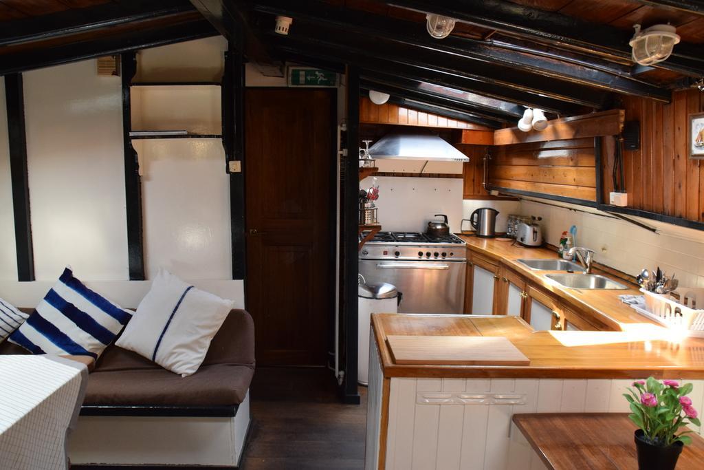 Boat-Apartment Rotterdam Fokkelina Eksteriør bilde
